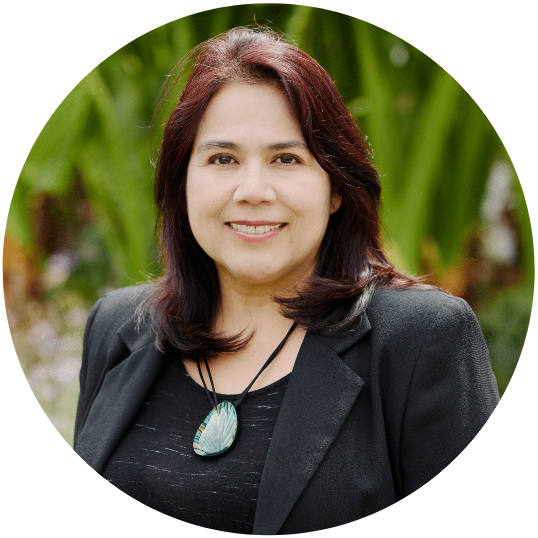 Dr. Carmina Mendoza